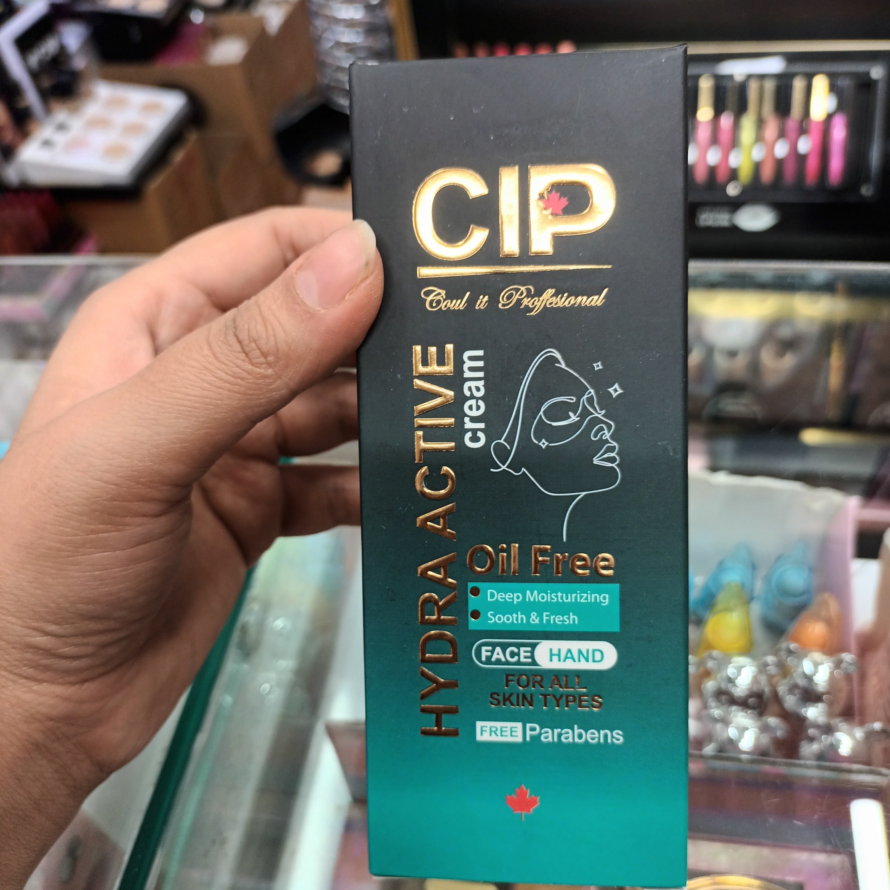 کرم آبرسان هیالورونیک دست و صورت cip مناسب پوست چرب