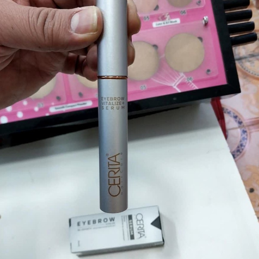 سرم تقویت کننده ابرو سریتا مدل Eyebrow Vitalize حجم 8 میل