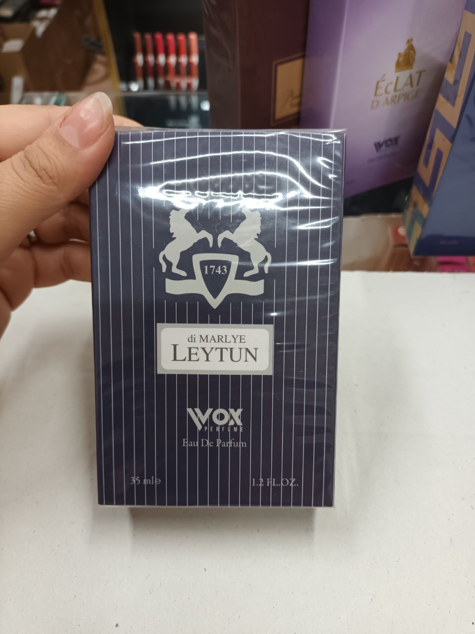 عطر ادوپرفیوم مردانه وی وکس مدل مارلی لیتون حجم ۳۵ میل شیرین گرم