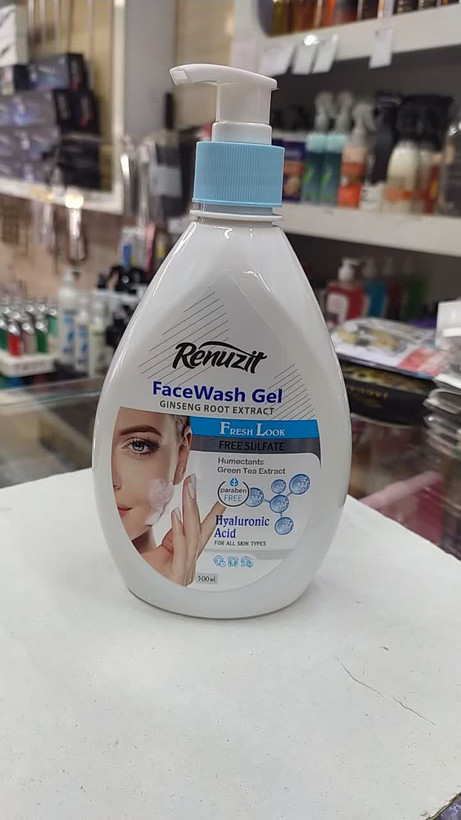 ژل شستشوی صورت رینوزیت حاوی هیالورونیک اسید حجم ۵۰۰ میلی لیتر