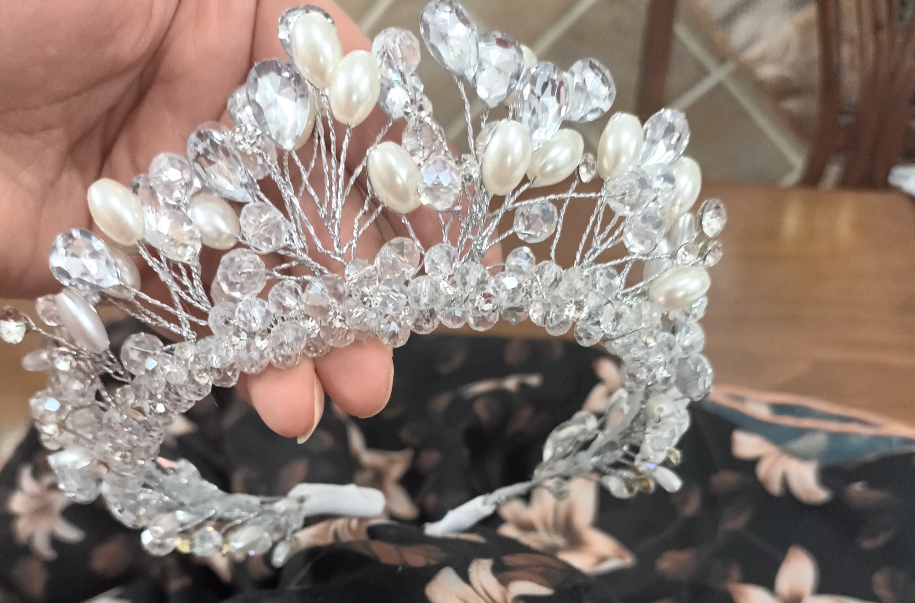 تاج عروس نقره ای